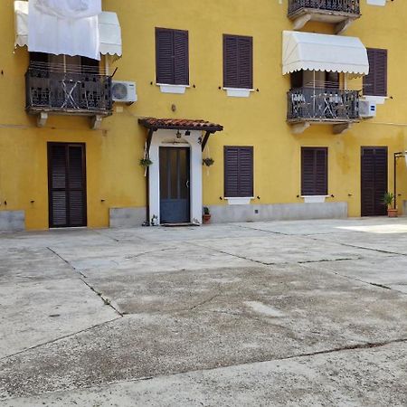 Casa Soggiorno Il Quetzales Valenza Kültér fotó