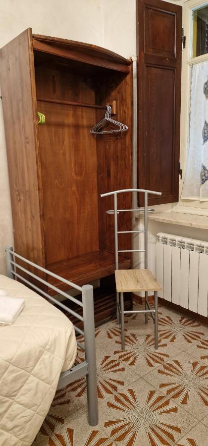 Casa Soggiorno Il Quetzales Valenza Kültér fotó