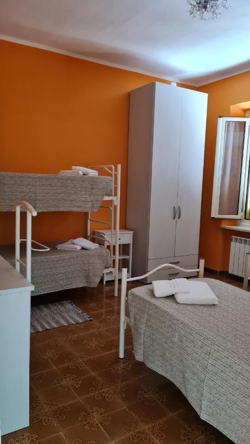 Casa Soggiorno Il Quetzales Valenza Kültér fotó